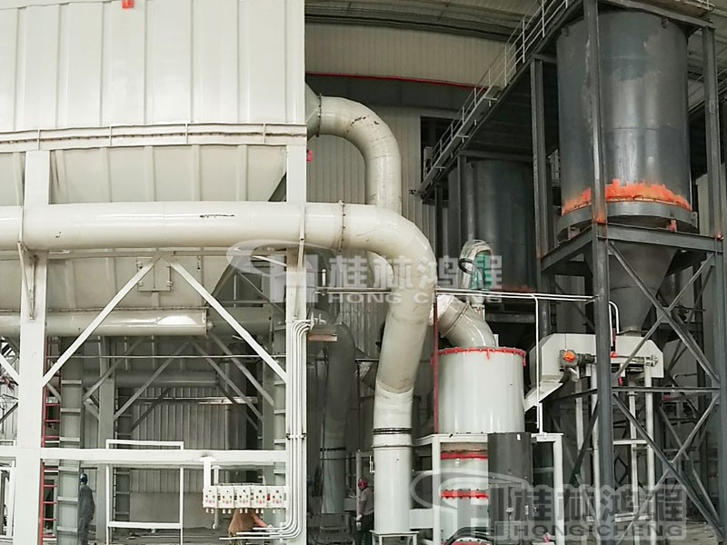 HCH1395超細(xì)環(huán)輥磨粉機(325目~2500目) HCH1395超細(xì)環(huán)輥磨粉機(325目~2500目)