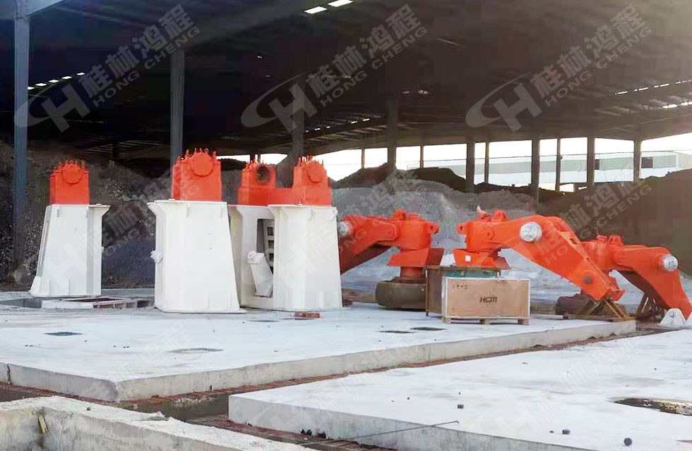 高嶺土立磨第5臺抵達客戶現場 高嶺土立磨第5臺抵達客戶現場